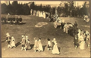 Real Photo Postcard RPPC People In Colonial Costumes Marching w Wagon & USA Flag - Picture 1 of 2