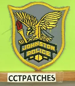 VINTAGE JOHNSTON, RHODE ISLAND POLICE CUTEDGE SHOULDER PATCH RI - Picture 1 of 2
