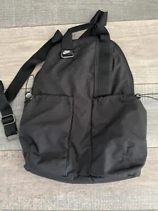 NIKE Black Small Back Pack - Picture 1 of 5