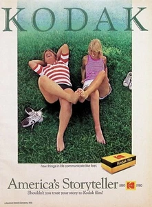 Pubblicità stampata VINTAGE ANNI '80 ~ Film Kodak ~ Non dovresti fidarti della tua storia di Kodak... - Foto 1 di 1