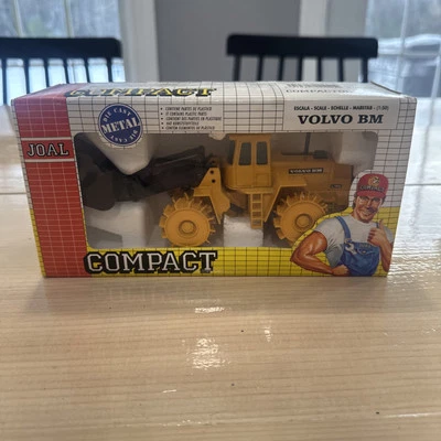 Volvo BM Compactor L160 Loader Joal Compact 1:50 Die Cast NEW in Box - Image 1 of 4