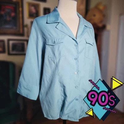 Blusa vintage de los años 90 Joanna Petite azul claro con botones mezcla de rayón PL Foto 1 de 4