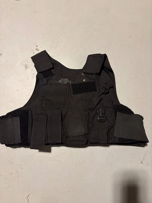 Point Blank Black Tactical Vest w/ Pockets Body Armor with Ballistic Panels - Image 1 of 4