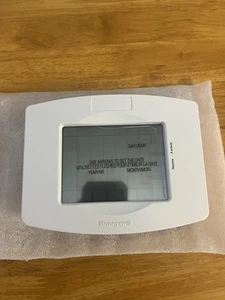 Termostato programable pantalla táctil Honeywell TH8320UP1037 UtilityPro  - Imagen 1 de 3