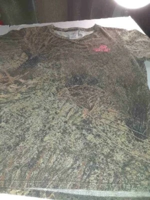 MOSSY OAK -BRUSH TEE THEMED- MEDIUM SIZE- GIRLS  UNISEX TEE- CLEAN FREE SHIP - - Image 1 of 4