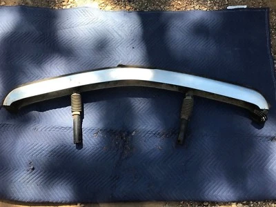 BMW 3.0 CS 1975 cupé serie E9 3 parachoques delantero EE. UU. libre de óxido excelente raro Foto 1 de 4