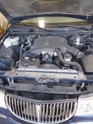 Husillo/nudillo delantero izquierdo conductor compatible con 95-02 Crown Victoria 1959779 Foto 1 de 4