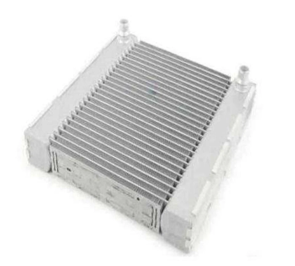 Coolant Radiator for Mercedes Benz S550 E63 CLS550 CLS63 E550 SL550 AMG. - Image 1 of 1