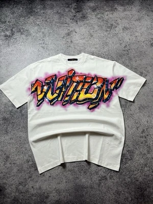 🔥Louis Vuitton x Virgil Abloh 涂鸦标志 1990 年代白色 T 恤 — 第 1/4 张图片