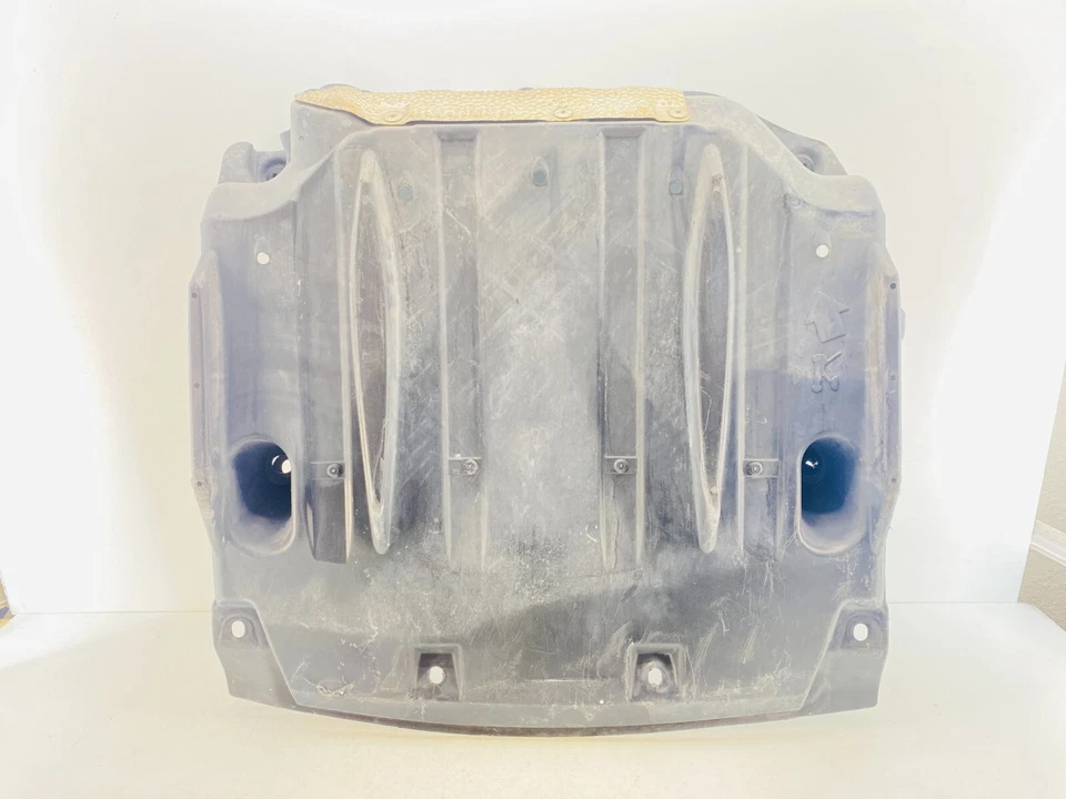 10-15 LEXUS IS350 IS250 CUBIERTA PROTECTORA CONTRA SALPICADURAS PISO PARTE INFERIOR TRASERA OEM Foto 1 de 4