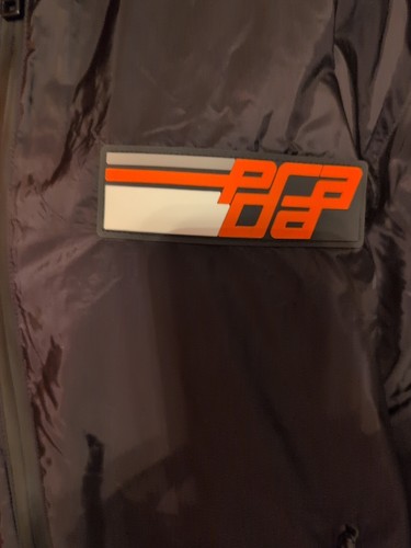 Giacca a vento Prada gomma logo neon monkey fw 2018 usata in ottime condizioni ? autentica