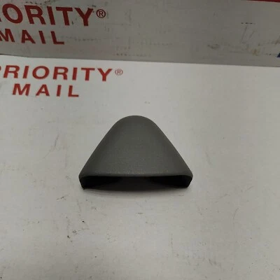 Chrysler PT Cruiser 2001-2005 cinturón de seguridad izquierdo o derecho perno cubierta moldura OEM gris Foto 1 de 4