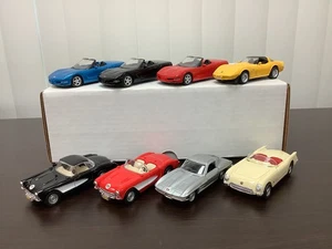 Maisto 1/38 coches diecast lote de 8 corbetas acción tirar hacia atrás SUELTOS pero sin usar!! - Imagen 1 de 19