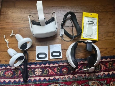Meta Oculus Quest 2 VR Headset With 2 Controllers - White - Image 1 of 4