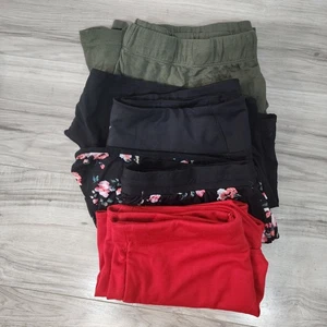 Women's Summer Shorts Size L Lot of 4 - Picture 1 of 9