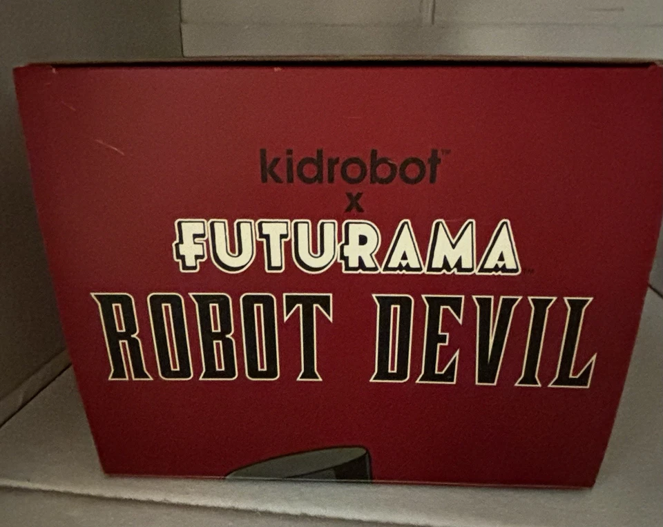 Kidrobot Futurama 6 英寸机器人魔鬼乙烯公仔带盒 — 第 1/4 张图片