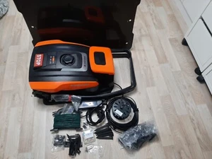 Rasenmähroboter mit Garage - Bild 1 von 4