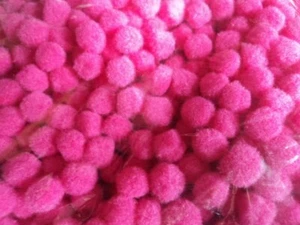 100 Pompons ca. 10 mm Pink - Bild 1 von 1