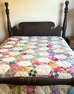 Handarbeit Vintage Patchwork Quilt handgesteppt 95" x 81" Landhaus Oma Volkskunst - Bild 1 von 16