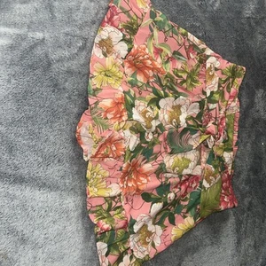 bebe Girls Shorts floral pattern, Size 10 - Picture 1 of 7