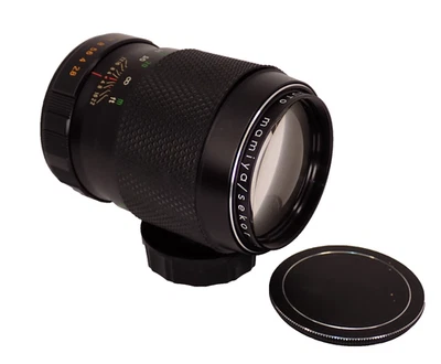 Mamiya/Sekor SX 135mm f/2.8 Telephoto Lens M42 Mount w/ Caps Mint Condition - Image 1 of 4