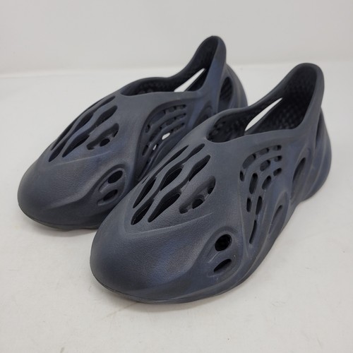 ADIDAS Yeezy Foam Runner Scarpe Uomo Taglia 9 US Nero Grigio Slip On Comode Casual Slides