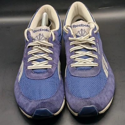 Reebok классические кроссовки, женщин размер 9 цвет синий. - Изображение 1 из 4