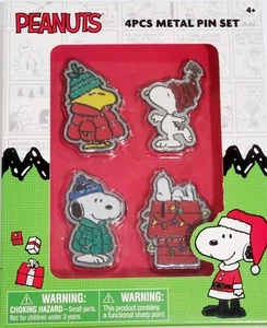 Neu Snoopy Peanuts Metall Pin Set Weihnachten gefütterte Jacke Handtasche Rucksack Anhänger - Bild 1 von 3
