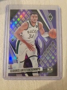 Bucks Panini Phoenix Giannis Antetokounmpo púrpura #125/150 2023-24 - Imagen 1 de 3