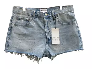 ZARA PANTALONES CORTOS VAQUEROS TIRO MEDIO ESTRÁS Talla UK12 EUR40 US8 Ref 8197 209 - Imagen 1 de 8