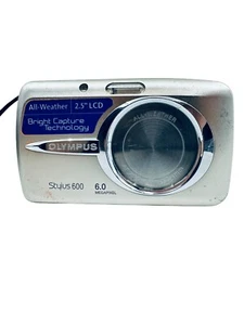 Olympus Stylus 600 Digital 6.0MP Digital Camera Silver (LCD Screen Damaged) 574 - Picture 1 of 7
