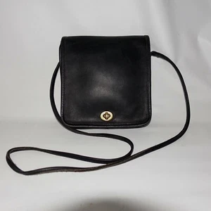 Vintage 1980s Coach Compact Pouch Crossbody Bag #9620 Black Made In USA - Picture 1 of 13