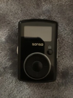 SanDisk Sansa Clip 1GB MP3 Player Parts Repair (Bad Battery) - Image 1 of 2