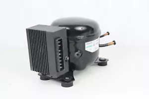 Compressore per frigo 12/24v da 5cc - Foto 1 di 6