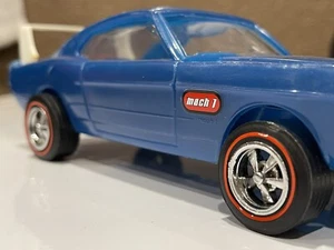 PLÁSTICO PROCESADO MUSTANG MACH 1 *CALCOMANÍAS DE INSIGNIA LATERAL * NO LOS COCHES - Imagen 1 de 3
