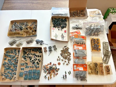 ROCO Minitanks HO 1/87 Enorme Lote Misto - Soldados Cavalos Artilharia EUA Alemanha Segunda Guerra Mundial - Imagem 1 de 4