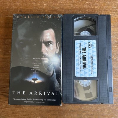 The Arrival VHS Movie 1996 Charlie Sheen Also Includes The Making Of The Arrival - Image 1 of 2
