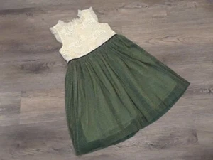 NWOT elestory girls size 8-9 Holly dress in mistletoe sparkling emerald cream - Picture 1 of 5