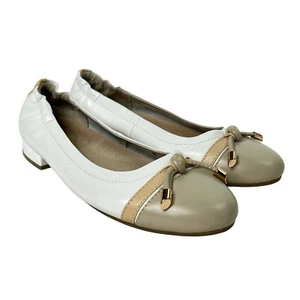 David Tate White Tan Leather Gold Tassel Cap Toe Slip On Ballet Flats Size 6W - Picture 1 of 9