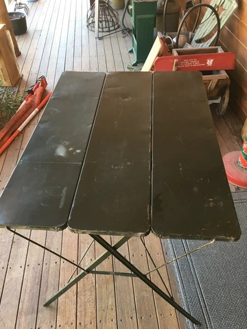 VINTAGE LINCOLN FOLDING METAL TABLE 27" X 36" Cover