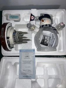 The Bradford Exchange “GO YANKEES !”Masterpiece Edition Genuine Crystal Snowman - Picture 1 of 19
