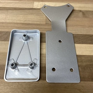 HAMPTON BAY 52 in Corwin Silver CeilingFan Blade Bracket & Support Plate 532504 - Picture 1 of 3