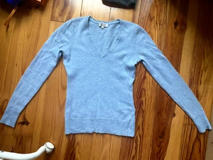 Joseph Ladies Blue Pure Cashmere Ladies Jumper Size XS Excellent Condition SOFT! - Picture 1 of 15
