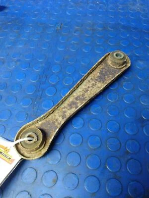 Brazo de control superior trasero Ford Crown Victoria 1998-2011 conductor izquierdo OEM 8W1Z5500A Foto 1 de 2