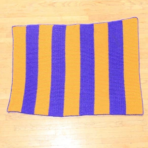 STUNNING LSU TIGERS SOFT HAND KNITTED PURPLE-GOLD THROW BLANKET ~ 56" x 38" - Picture 1 of 10