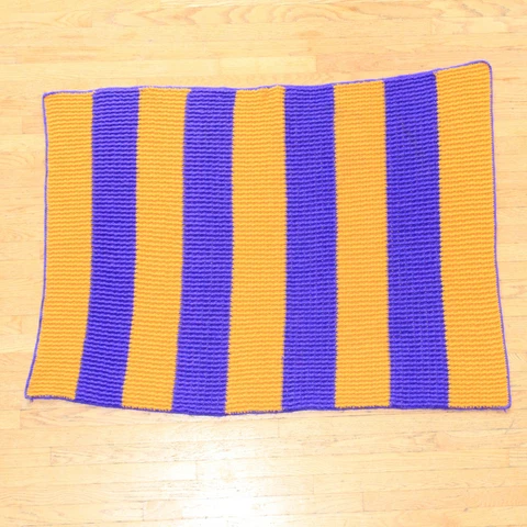 STUNNING LSU TIGERS SOFT HAND KNITTED PURPLE-GOLD THROW BLANKET ~ 56" x 38" Cover