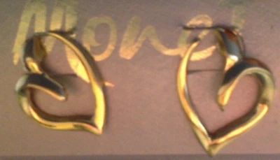 Pendientes Monet Postes Oro 14k Pasador Abstracto Forma Corazón Foto 1 de 4