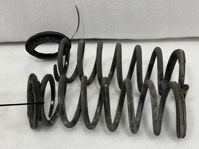 Toyota Sienna 1998 par de muelles helicoidales traseros para modelos de 5 puertas  Foto 1 de 4