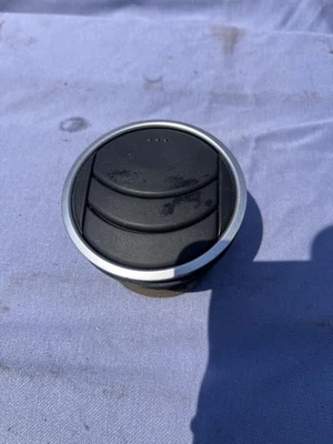 2004 - 2008 Mazda Rx8  Ac Air Vent oem - Image 1 of 4