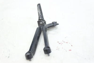 2004 2005 SUZUKI GSXR600 RIGHT REARSET REAR SET DRIVER FOOT PEG REST STOP - Image 1 of 4